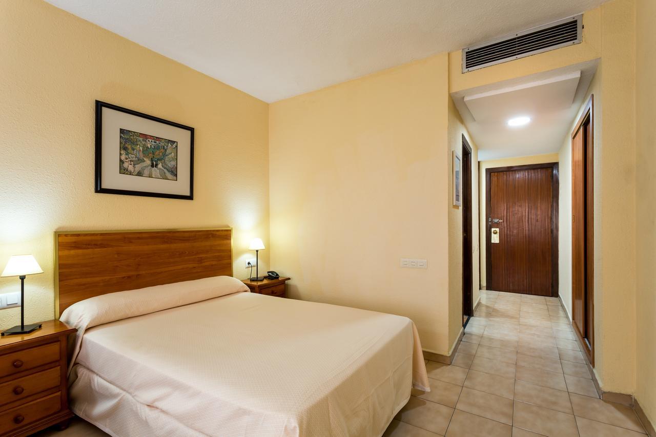 Apartamentos Resitur Sevilla Exterior foto